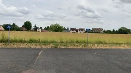 Terrain à bâtir de 792 m² à BOUTERVILLIERS (91)