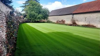 Terrain à bâtir de 580 m² à SERMAISES (45)